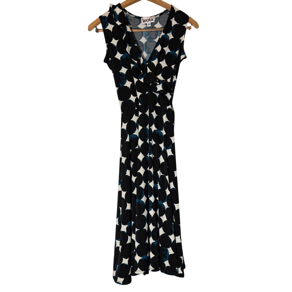 Leota womens sleeveless knee length geometric dress. Size XS. workwear, sundress